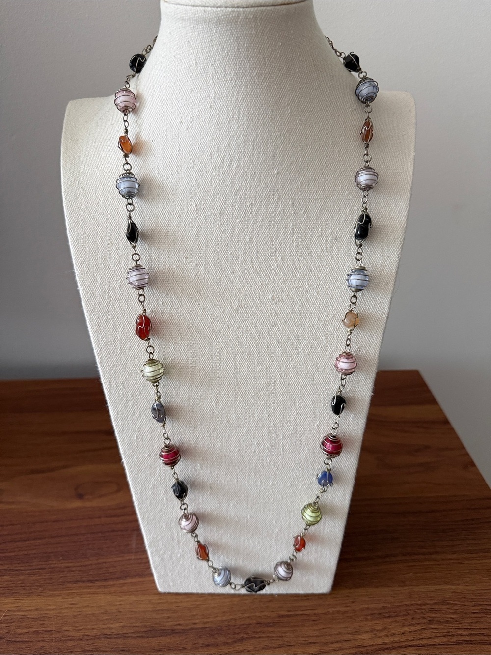 Vintage Colorful Silver Tone Chain Necklace with Caged Semi Precious Stones.